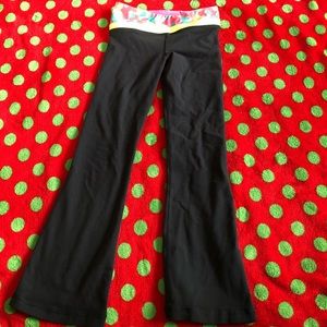 Ivivva black yoga pants size 4